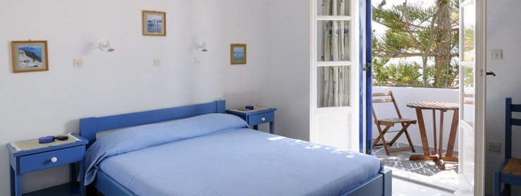 Room for rent with sea view at Pandora Paros