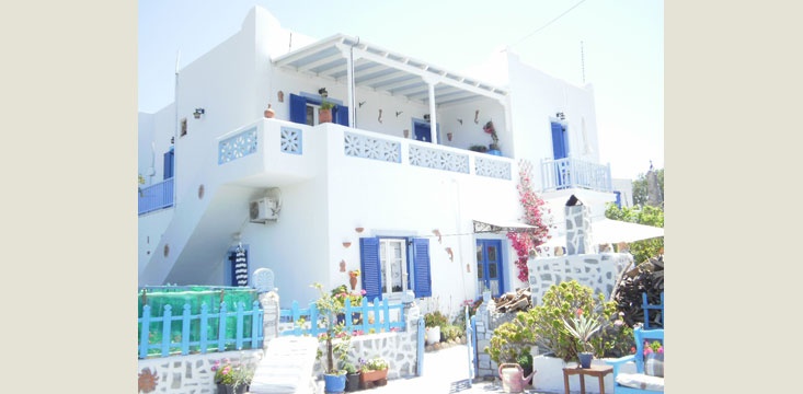 Denis Apartments