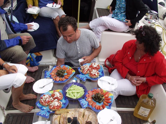 Ouzo & meze Ouzo & meze
