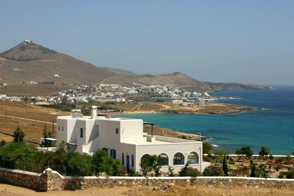 Βίλα κοντά στη Χρυσή Ακτή Βίλα κοντά στη Χρυσή Ακτή